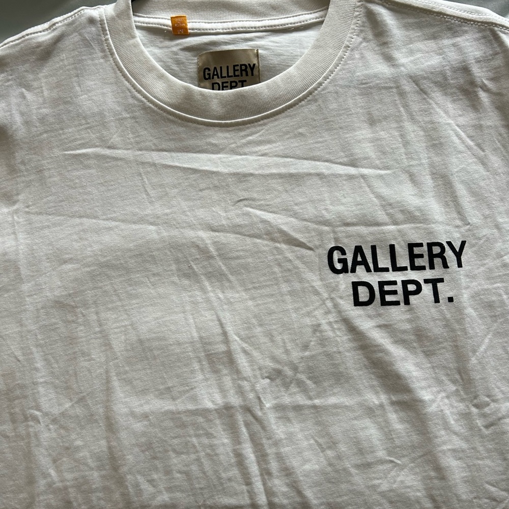 Gallery T